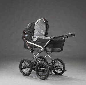 M5516 Emaljunga barnevogn