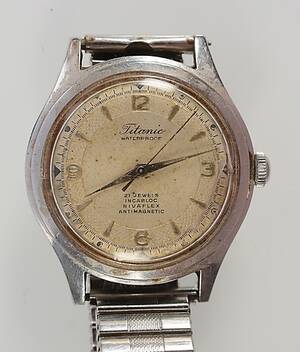 HERRARMBANDSUR, Titanic.