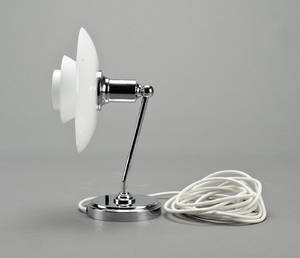 Poul Henningsen. PH 21 væglampe