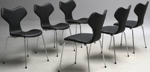 Arne Jacobsen. Seks Grand Prix stole, model 3130, sort læder 6 