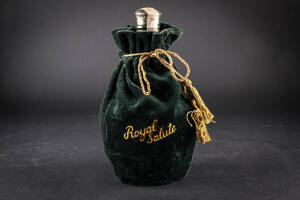 Chivas. Royal Salute 21 Years Old Scotch Whisky  Denne vare er sat til omsalg under nyt varenummer 4157243