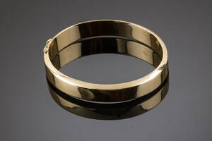 Armbånd af guld 