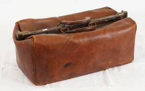 Doktorsväska, 1900-talets första hälft