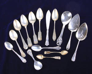 Samling diverse sølv bestik.