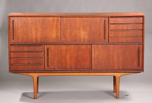 Dansk møbelproducent. Skænk af teak