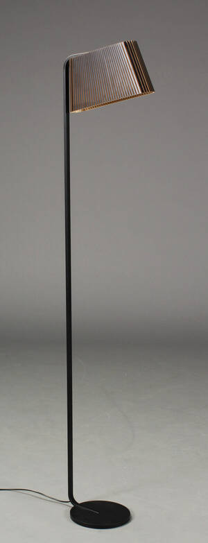 Seppo Koho for Secto Design. Standerlampe, Owalo 7010