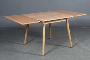 Poul M. Volther. Spisebord model C35, incl. to tillægsplader. 3 