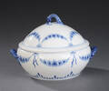 Bing  Grøndahl lågskål af porcelæn Empire 