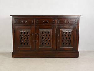 SIDEBOARD, 19002000-tal.