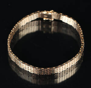 Murstensarmlængde af 14 kt. guld, 21,6 g.