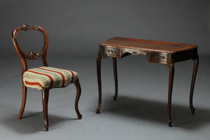 Nyrococo dameskrivebord samt stol 2