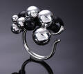 Georg Jensen. Moonlight Grapes ring af sterlingsølv med kugler sort agat