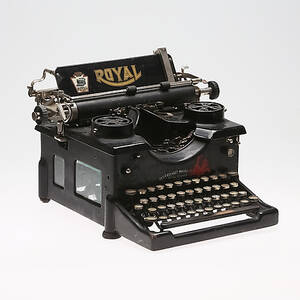 SKRIVMASKIN, Royal, 1900-talets första hälft.