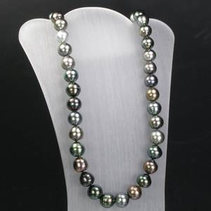 Multicolor-Tahiti-Perlencollier