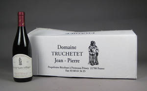 24 fl. Côte de Nuits-Villages 2005. 24