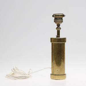 BORDSLAMPA, mässing, 1900-talets första hälft.