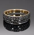Ring af 14 kt guld med sorte diamanter, ringstr 60