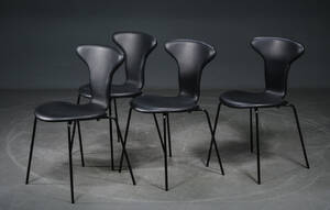 Arne Jacobsen, Munkegaardsstole, sort læder 4