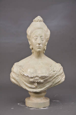Gipsbuste af fornem dame 1900-tallet