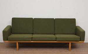 Hans J. Wegner, 1914-2007 3-pers. sofa model GE-2363
