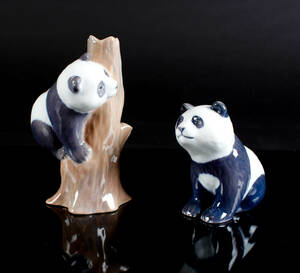 Royal Copenhagen. To porcelænsfigurer i form af pandaer 2
