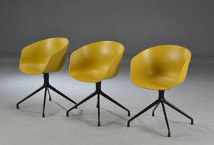 Hay. Et sæt på tre stole, model About A Chair  3 Denne vare er sat til omsalg under nyt varenummer 4950400