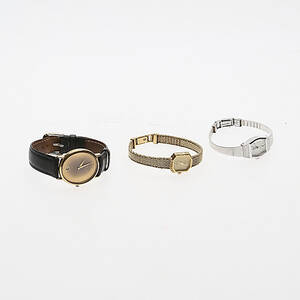 SMYCKEN samt ARMBANDSUR.