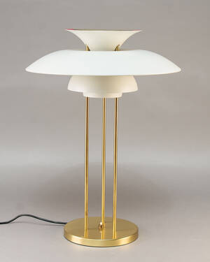 Poul Henningsen. PH5 bordlampe