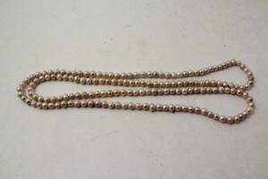 Halsband, odlade sötvattenspärlor