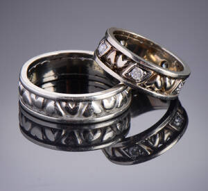 Et par vintage vielsesring af 14 kt. hvidguld med diamanter. 2