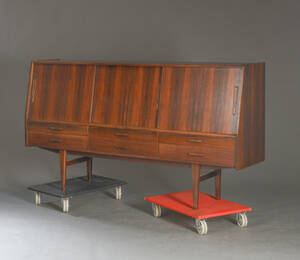 Skænk af palisander