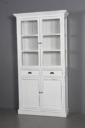 Vitrineskab. Antik hvidbemalet. Denne vare er sat til omsalg under nyt varenummer 4341929