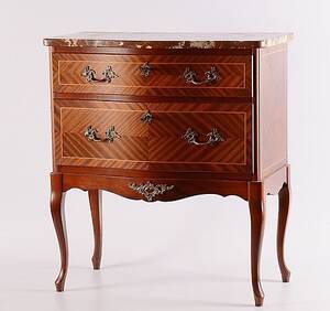 BYRÅ rokokostil med stenskiva, 1900-tal.