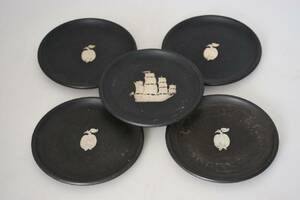 Perstorp assietter med silverinlägg