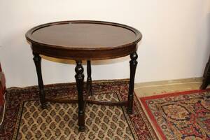 OVALT BRICKBORD, H 70, 56X82 CM