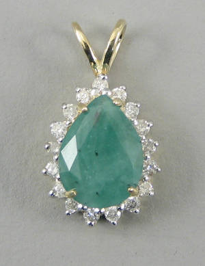 Smaragd- og brillantvedhæng