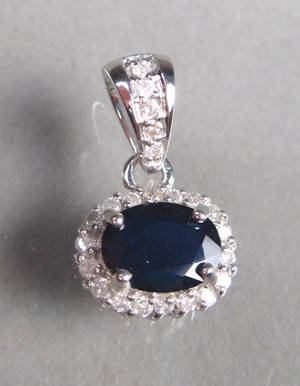 Safir- og diamantvedhæng