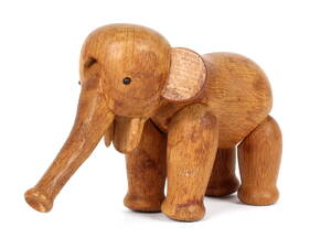 Kay Bojesen. Elefant af egetræ