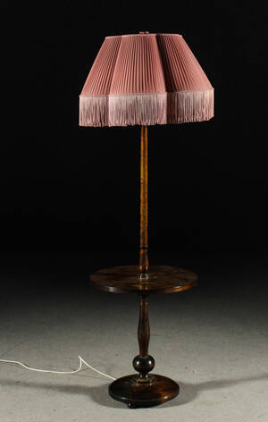 Golvlampa med bordhyllplan, 1930-tal