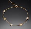 Brillant armbånd af guld prydet med cirkler,ca. 0.11 ct Denne vare er sat til omsalg under nyt varenummer 5042896