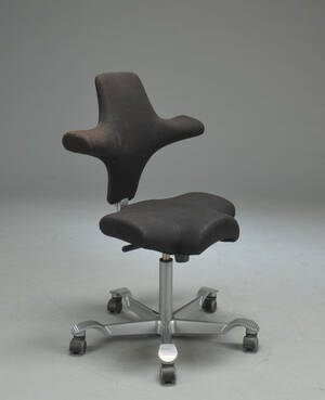 Peter Opsvik for HÃ…G. Kontorstol, model Capisco