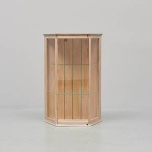 Hängskåp, med glashyllor