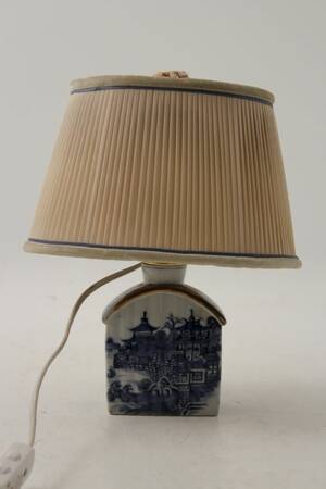Bordslampa
