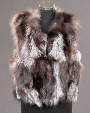 Vest af ræv. Str. L.