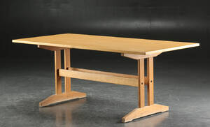 Shakerbord  spisebord af egetræ, dansk møbelproducent 
