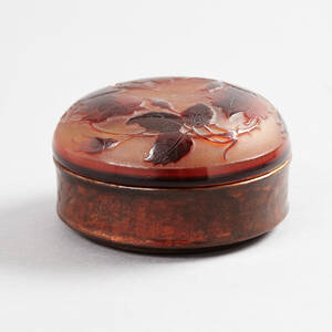 Ask med lock Paul Nicolas överfång med etsad dekor