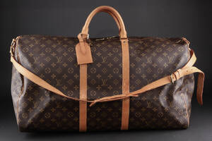 Louis Vuitton. Weekendtaske rejsetaske. Model Keepall 60. Monogram canvas.