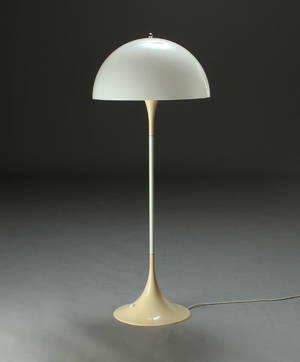 Verner Panton. Pantella standerlampe