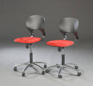 Angelo Natuzzi. Par kontorstole 2  Denne vare er sat til omsalg under nyt varenummer 4750054