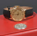 Omega Seamaster Quartz herrearmbåndsur i Omega æske